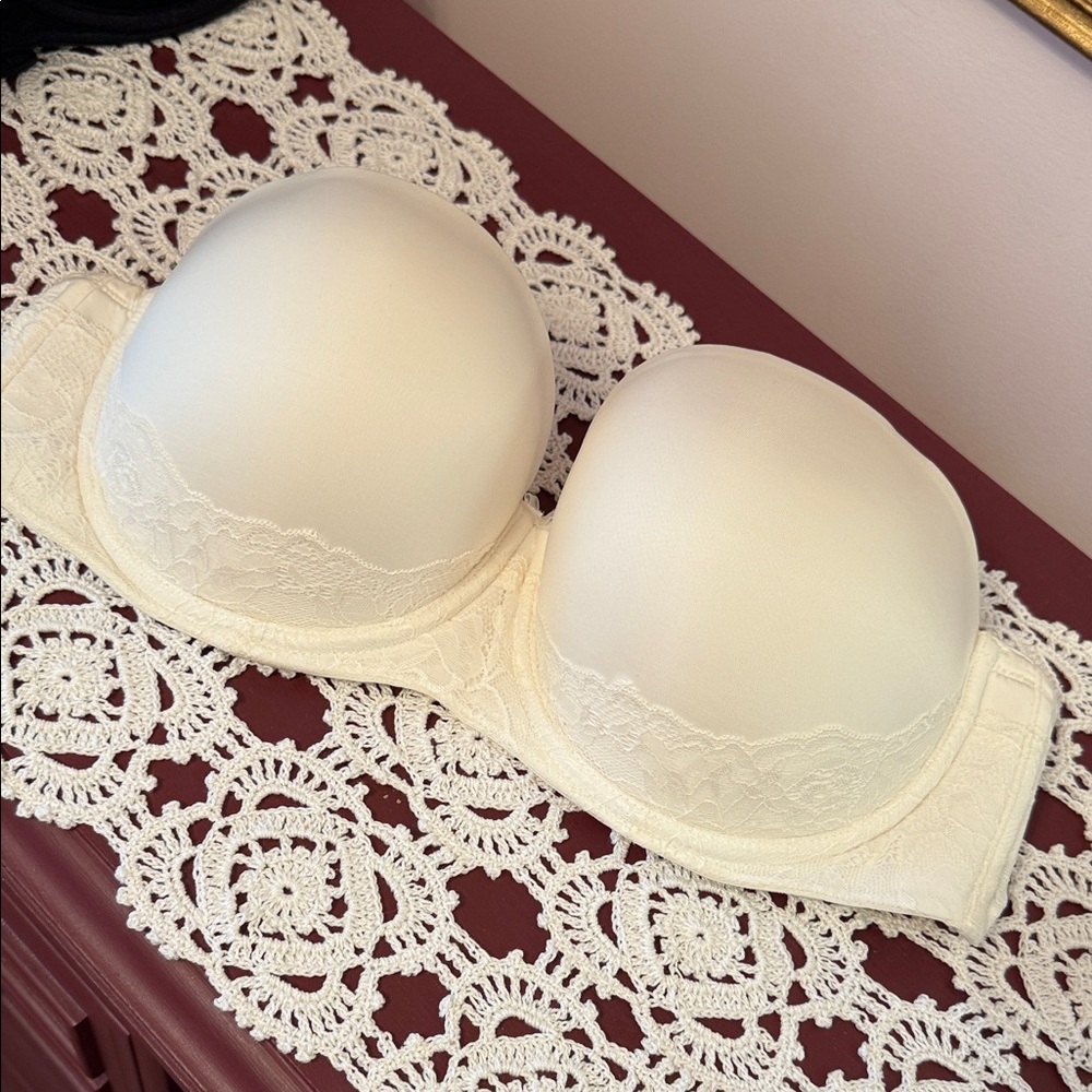 Torrid Strapless Bra